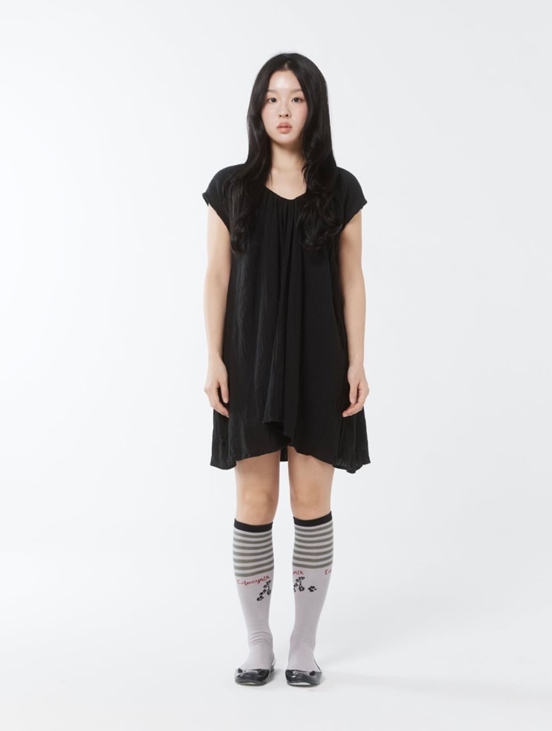 콜로신스 monesi top dress black 상품이미지1