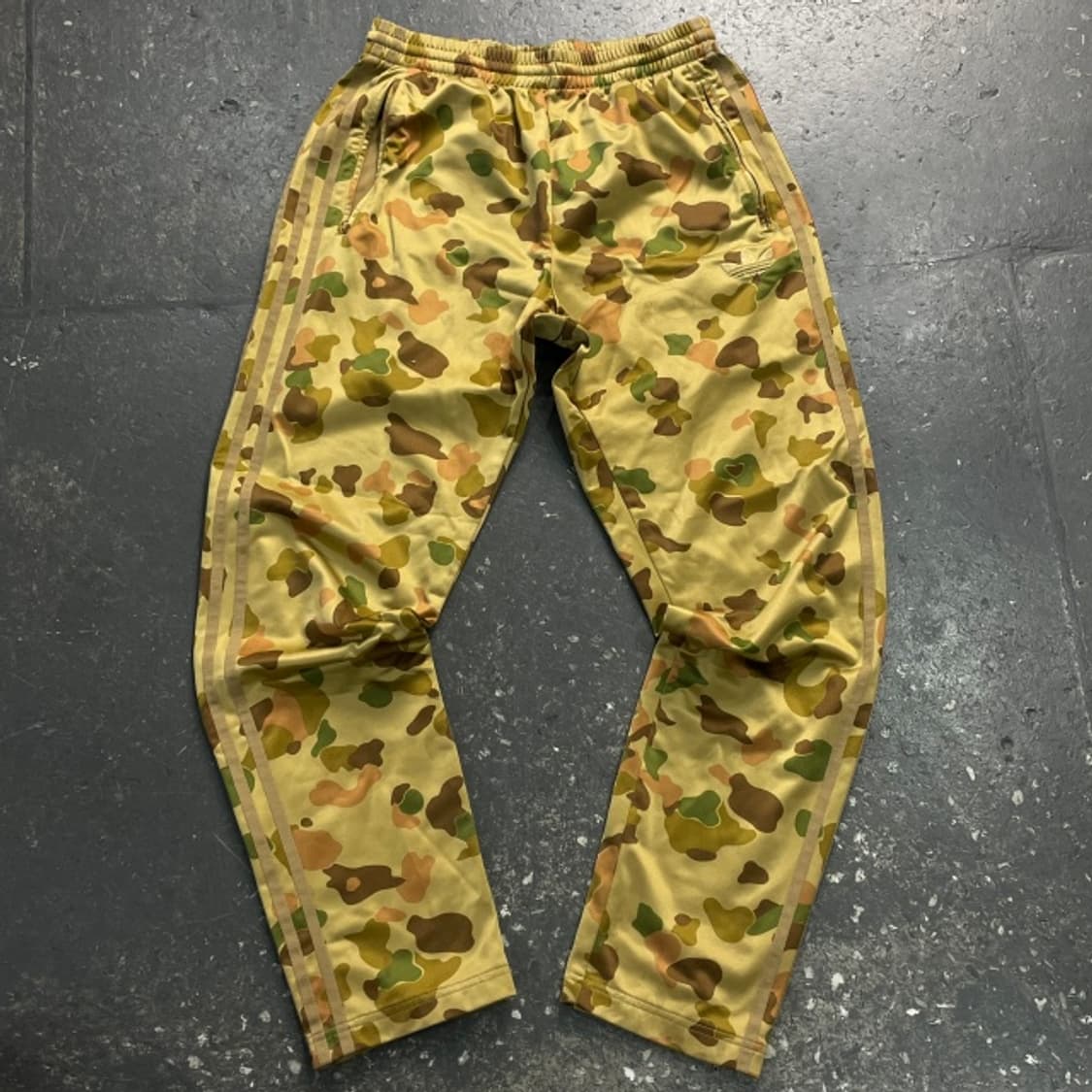 95 아디다스 파이어버드 카모 팬츠 상품이미지1