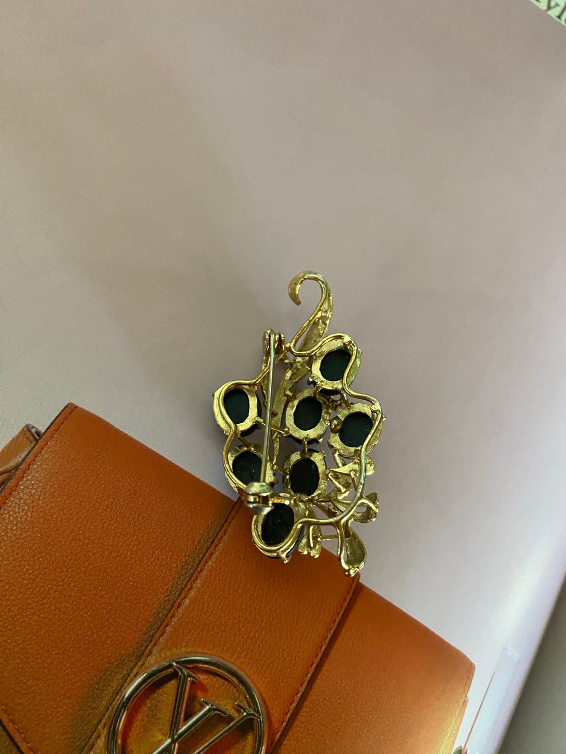 빈티지 블랙 글라스스톤 포도송이 브로치 상품이미지4