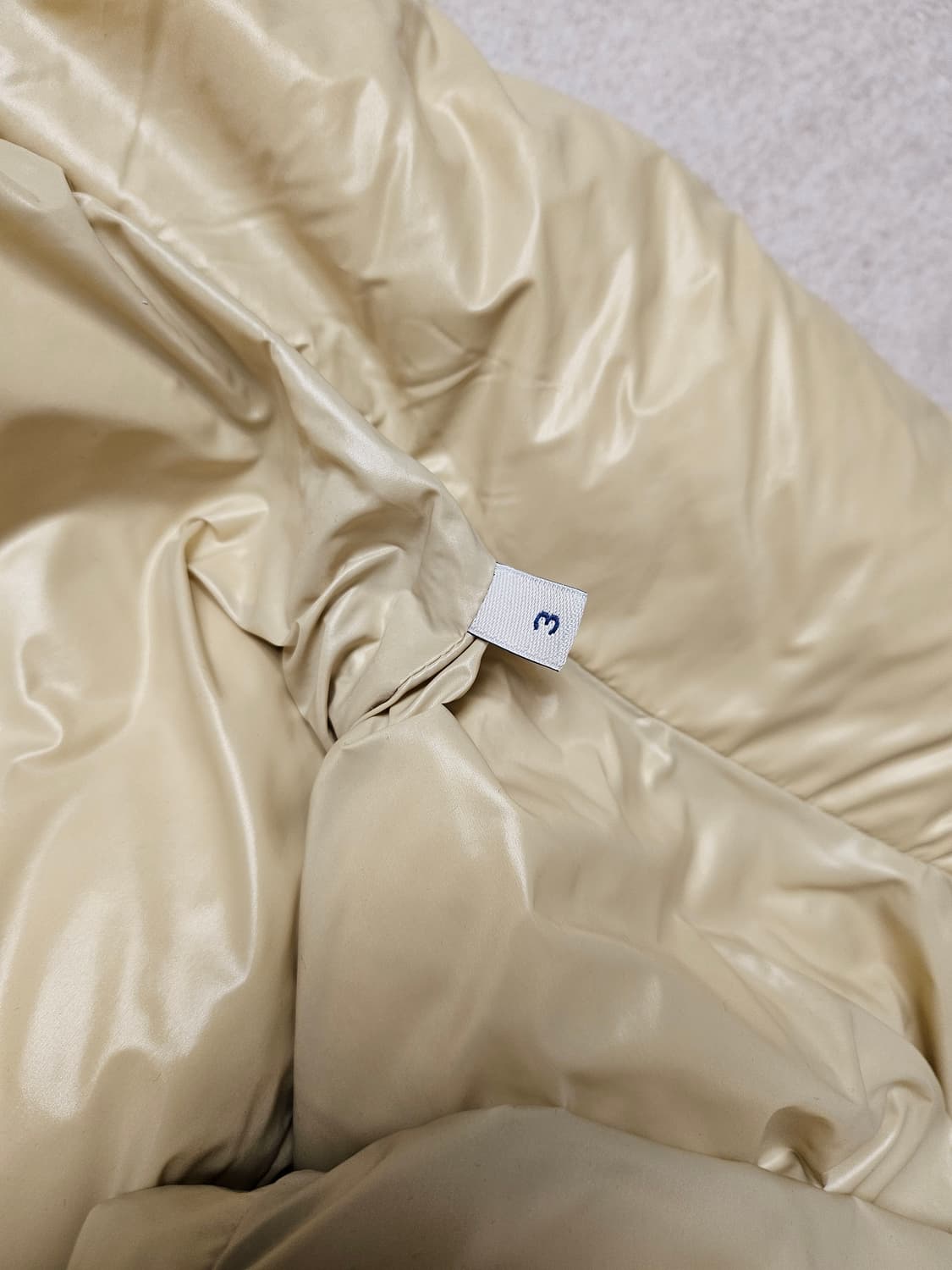 몽클레어 패딩 조끼 3사이즈 상품이미지5