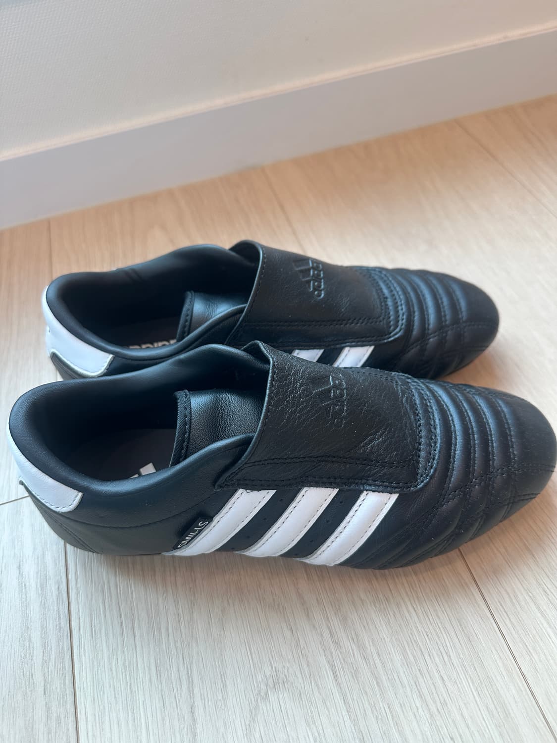 제니신발 아이다스태권도 블랙 240 (무신사 구입) 상품이미지1