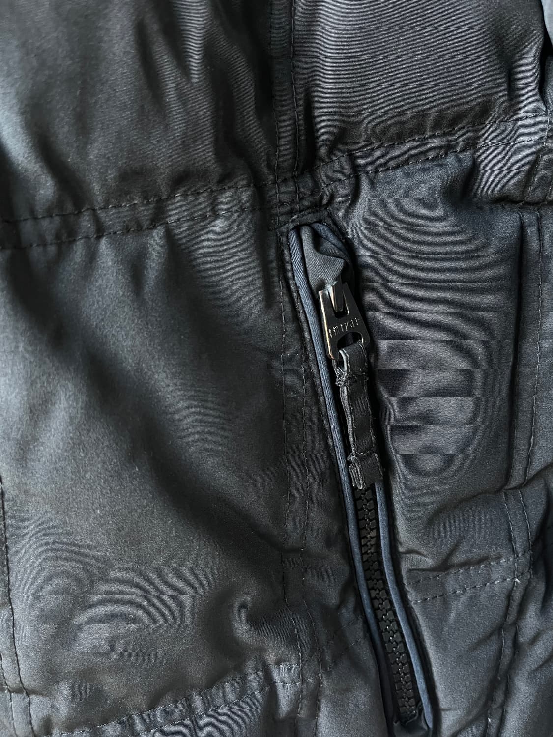 타미힐피거 블랙 패딩자켓 상품이미지2