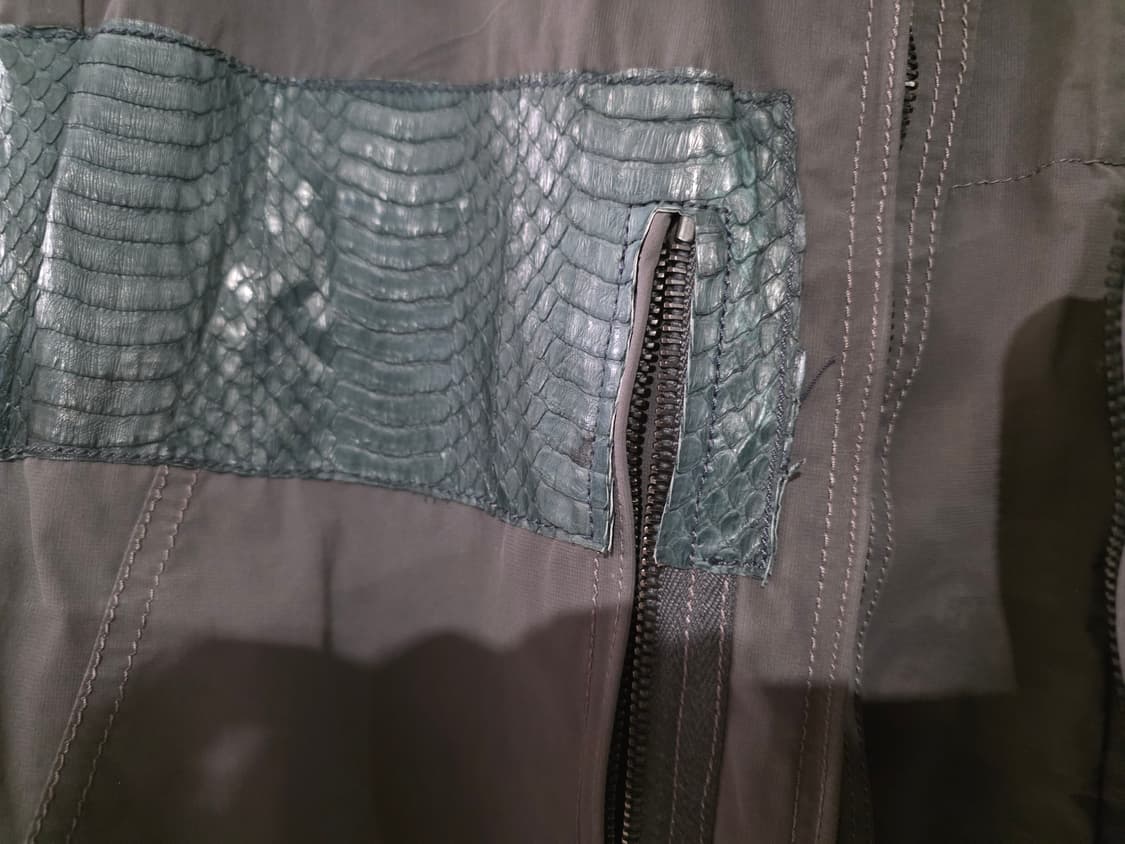 LANVIN 랑방 파이톤 가죽 테크 자켓  상품이미지3