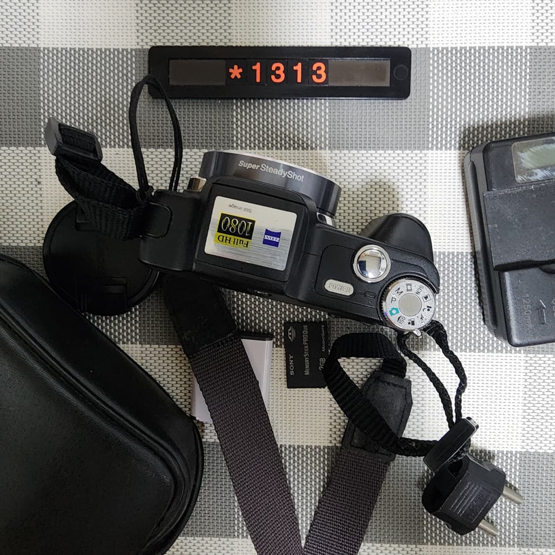 소니 사이버샷 DSC-H 10 디지털카메라 파우치포함 상품이미지3