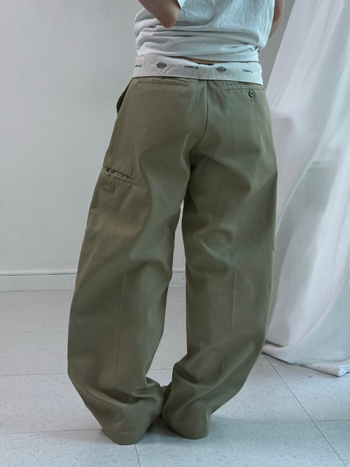 디키즈 베이지 루즈핏 팬츠 상품이미지4