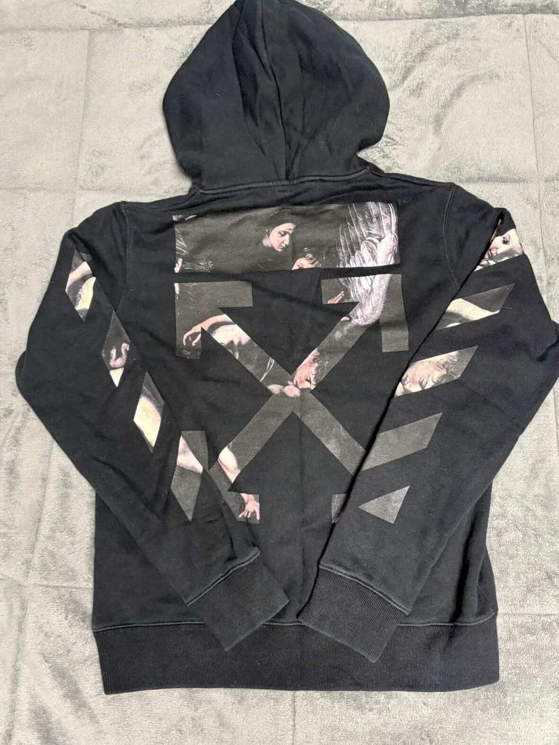 오프화이트 카라바조 후드티 S 상품이미지1