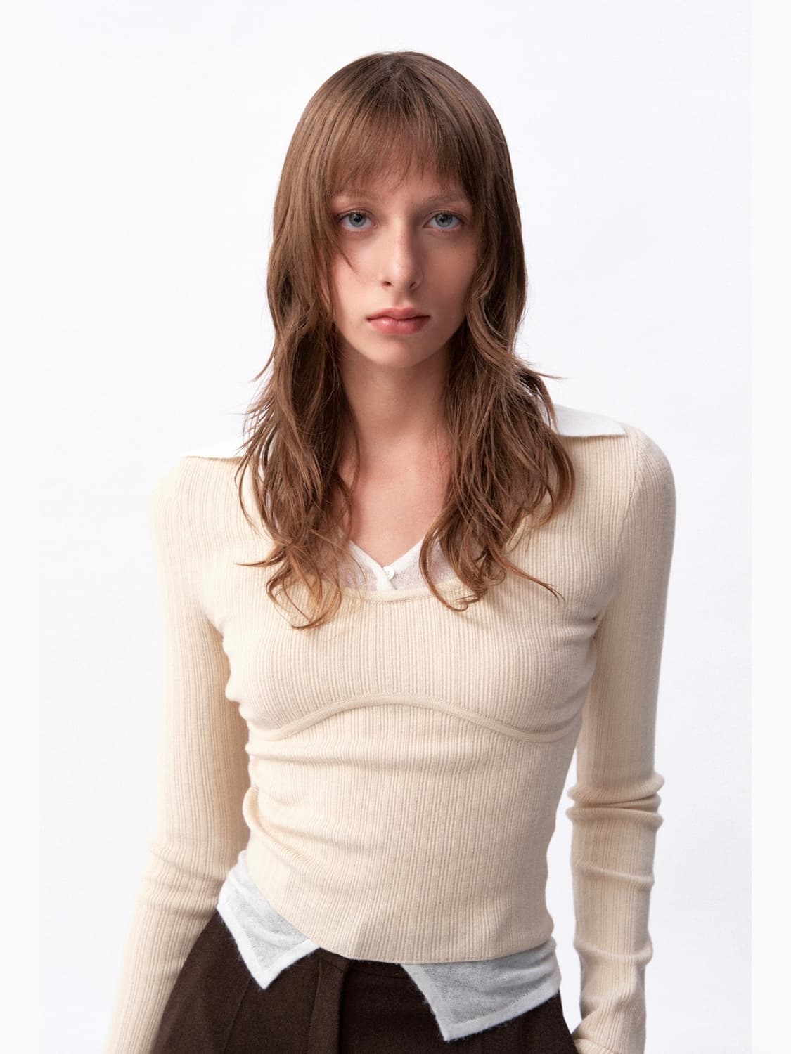 [새상품] 아비에무아 웨이브 레이어드 카라 니트 상품이미지2