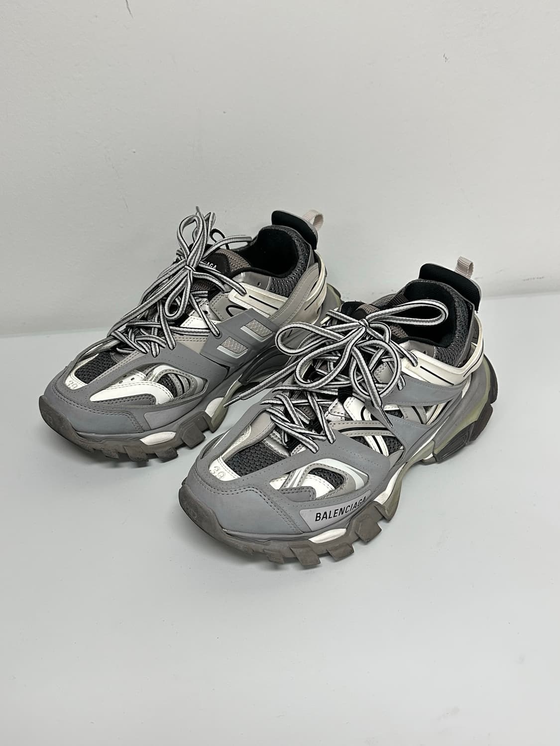 발렌시아가 트랙슈즈 그레이 EU39 상품이미지5