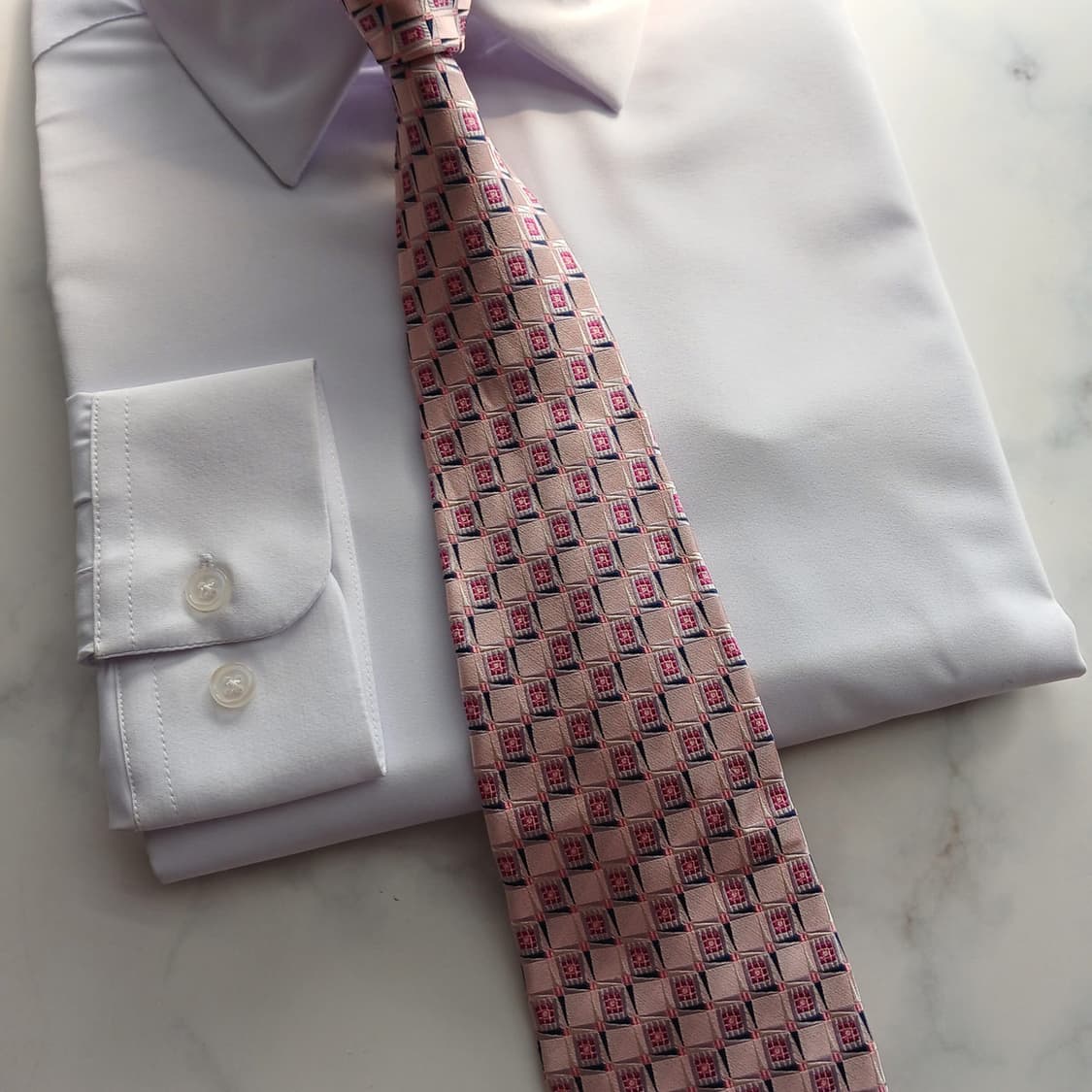 니나리치 실크 지오메트릭 넥타이 9.8cm A+등급 A18592
 상품이미지5