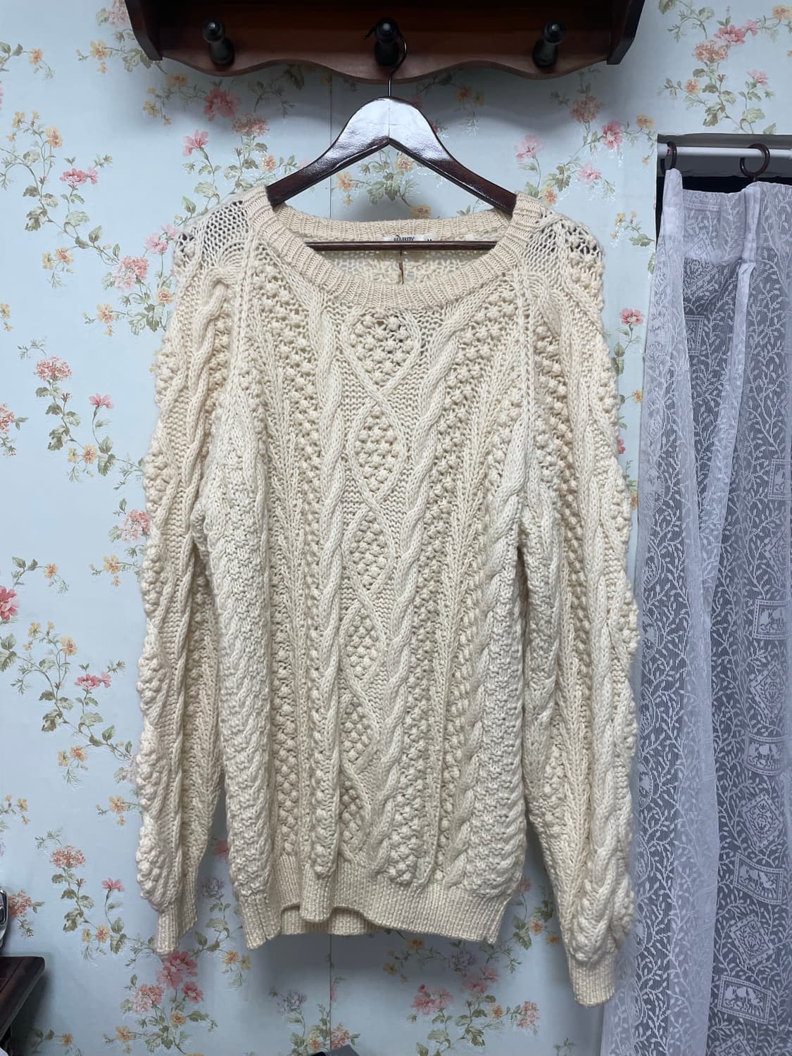 아이보리 꽈배기 니트 상품이미지1