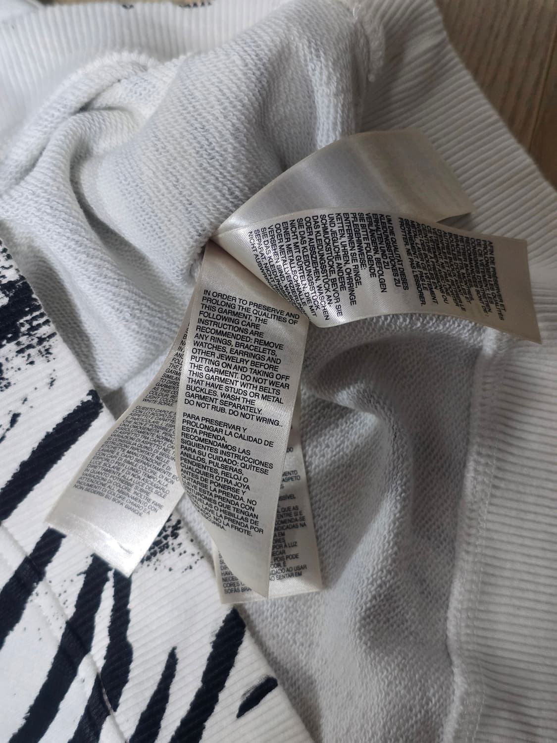 Diesel 디젤 본디지 프린팅 롱슬리브  상품이미지9