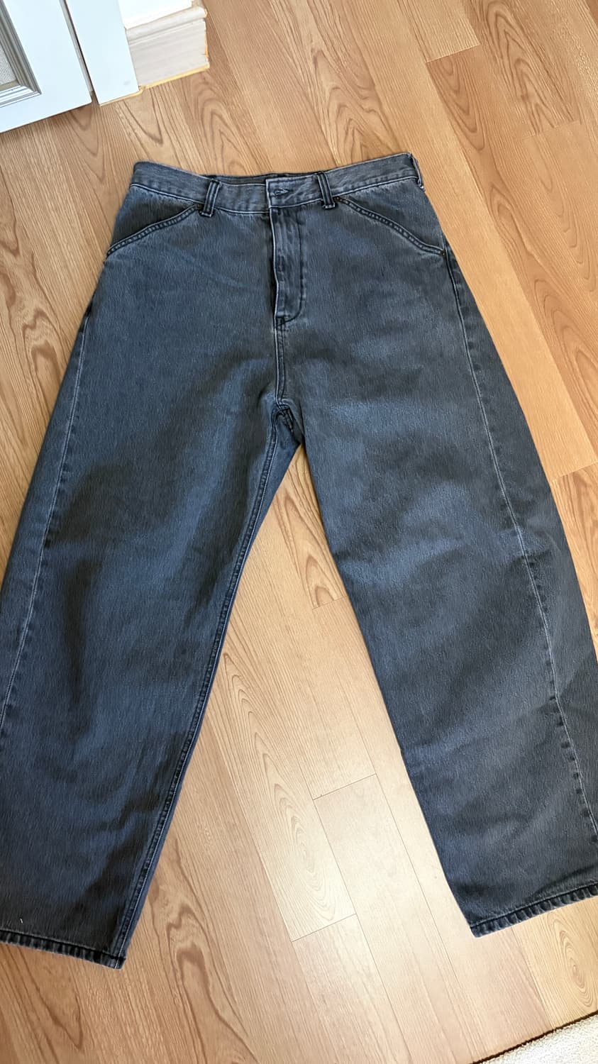 해칭룸 와이드 커브진 워시드 블랙 상품이미지3