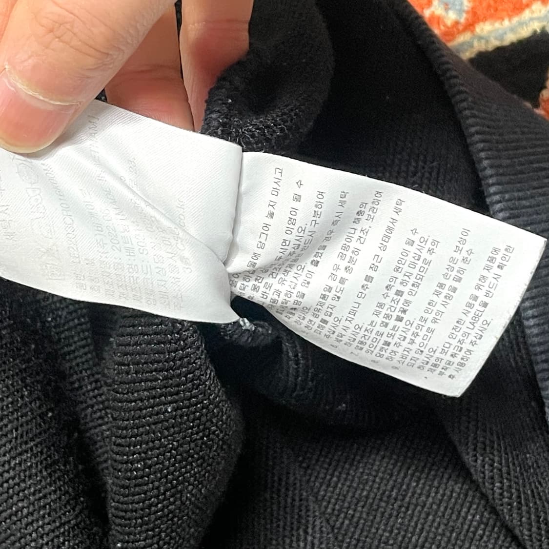 리 스펠로고 블랙 맨투맨 남성M 상품이미지5