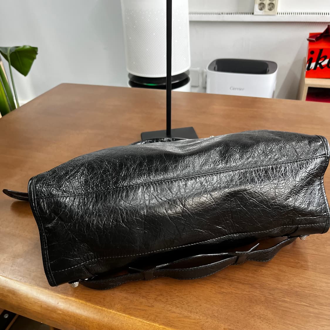 발렌시아가 뉴자이언트 시티 모터백 미디움 상품이미지6