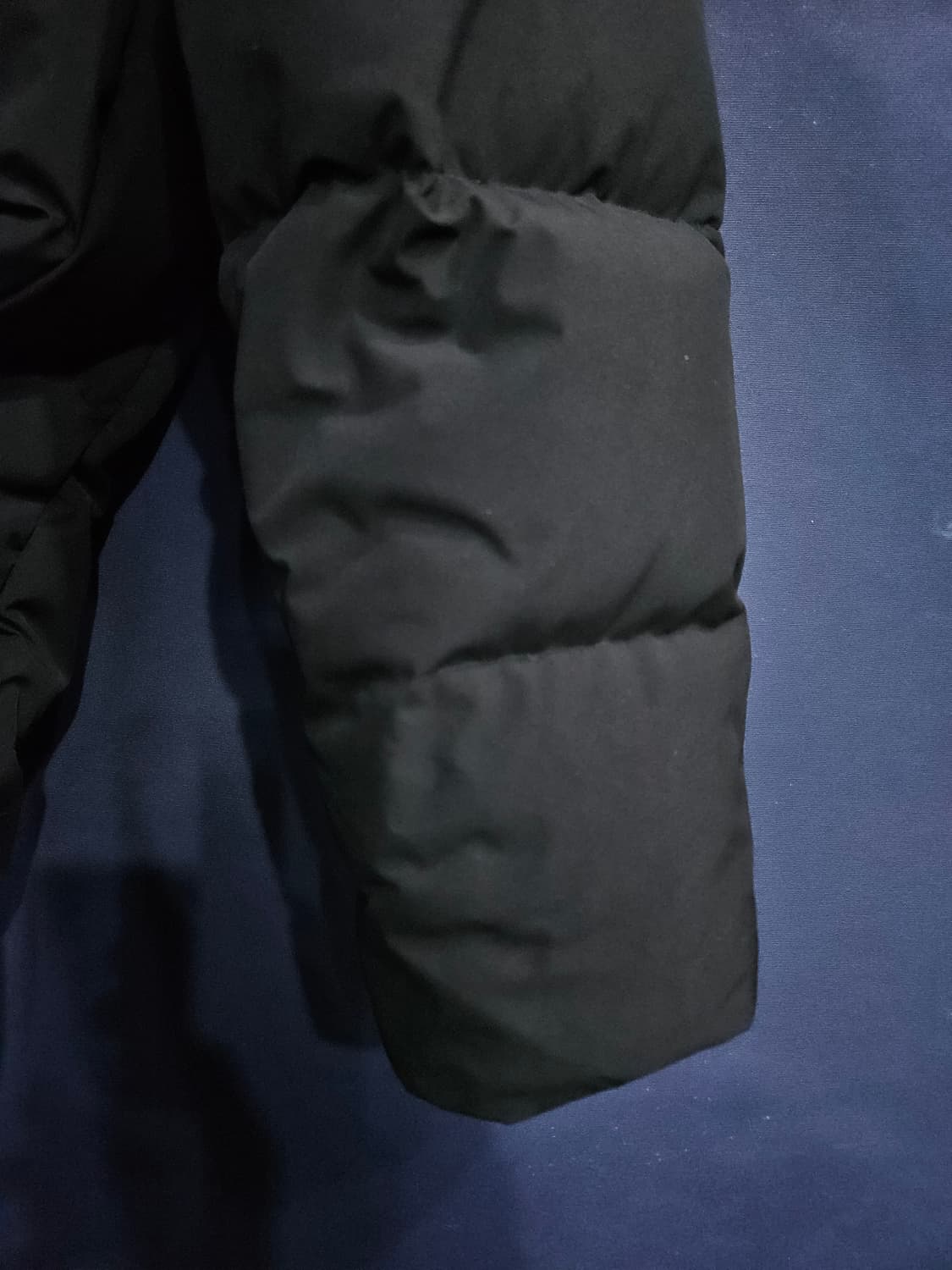 디스커버리 블랙컬러 남성 100 구스다운 롱패딩  상품이미지6