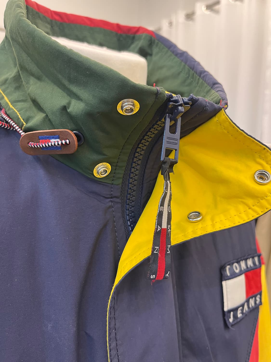 90s 타미 진스 나일론 바람막이 자켓 상품이미지7