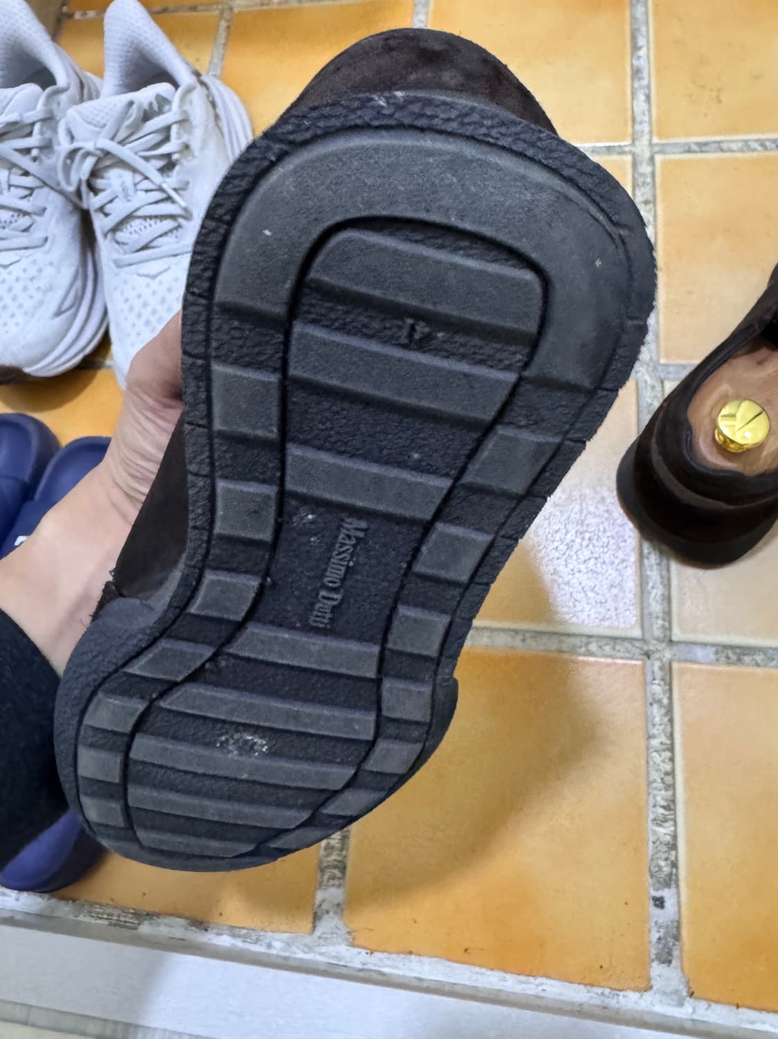 (정가 20만 실착 1회) 마시모두띠 스웨이드 스니커즈 265 사이즈 상품이미지3