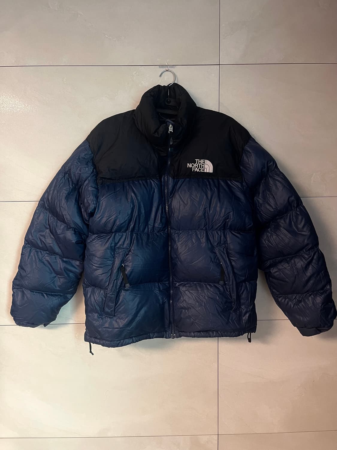 노스페이스 700 눕시 패딩 네이비/블랙 [95]  상품이미지1