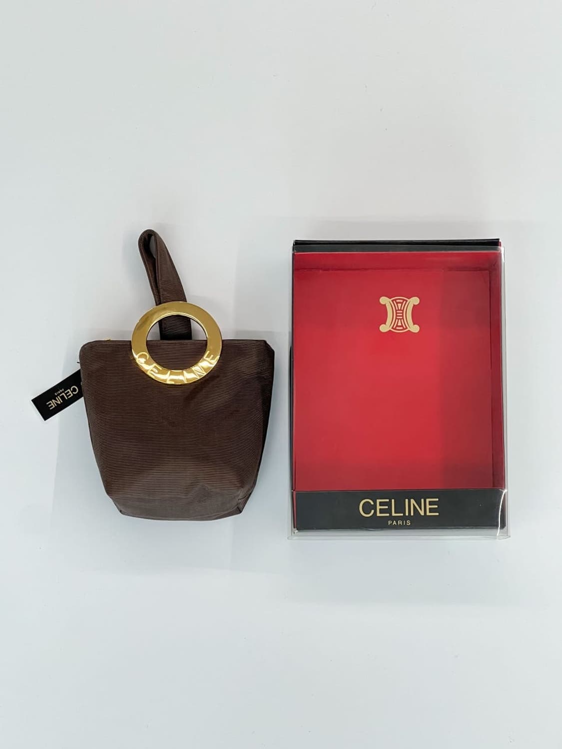 [새상품] celine / 셀린느 써클 링 브라운 미니 파우치  상품이미지1
