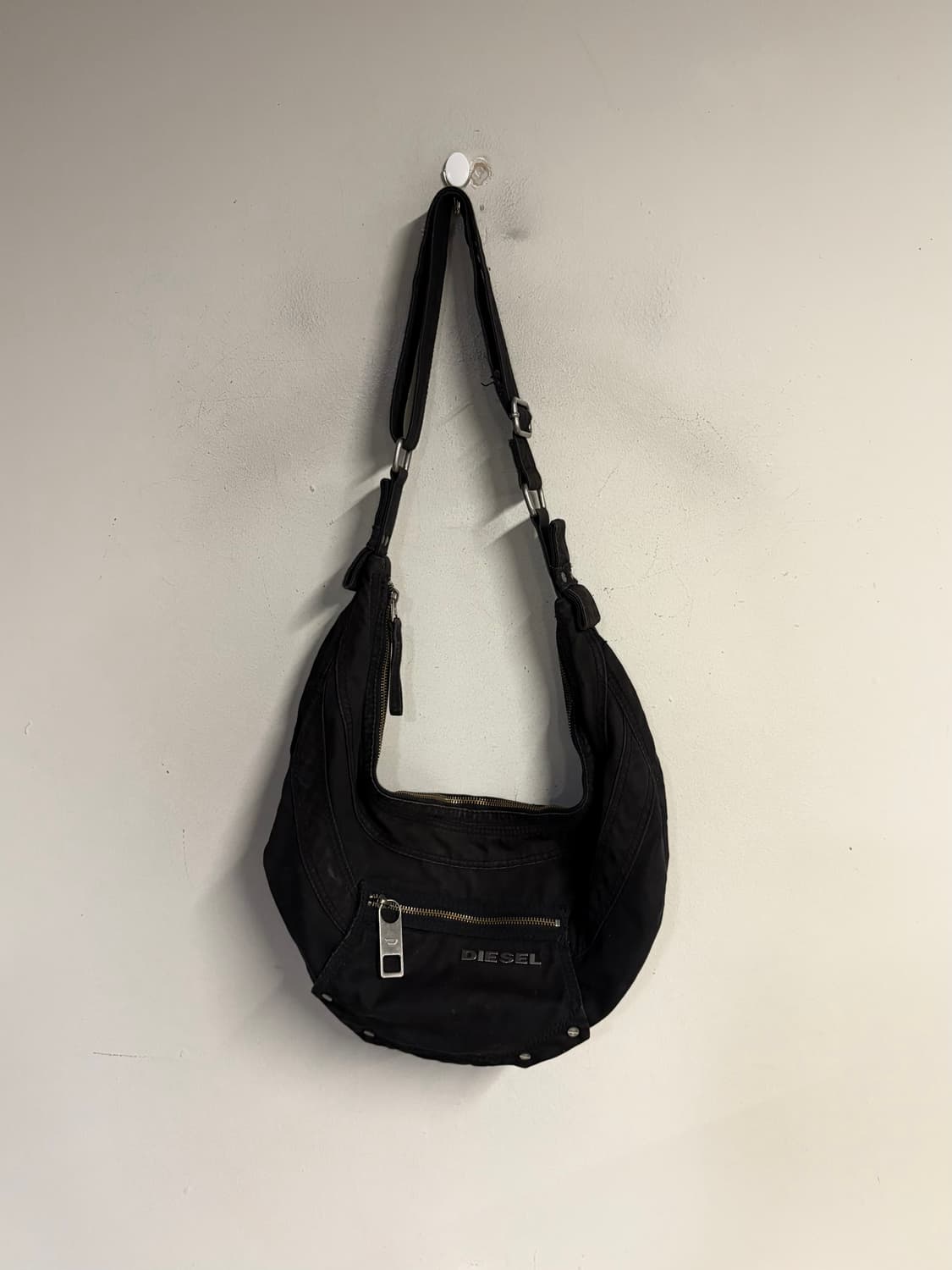 DIESEL archive shoulder bag black  상품이미지1