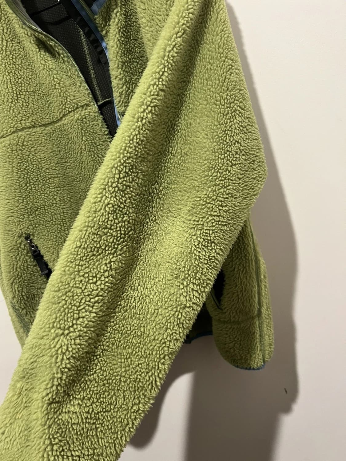 파타고니아 클래식 레트로-X 플리스 자켓 파일 그린 상품이미지10