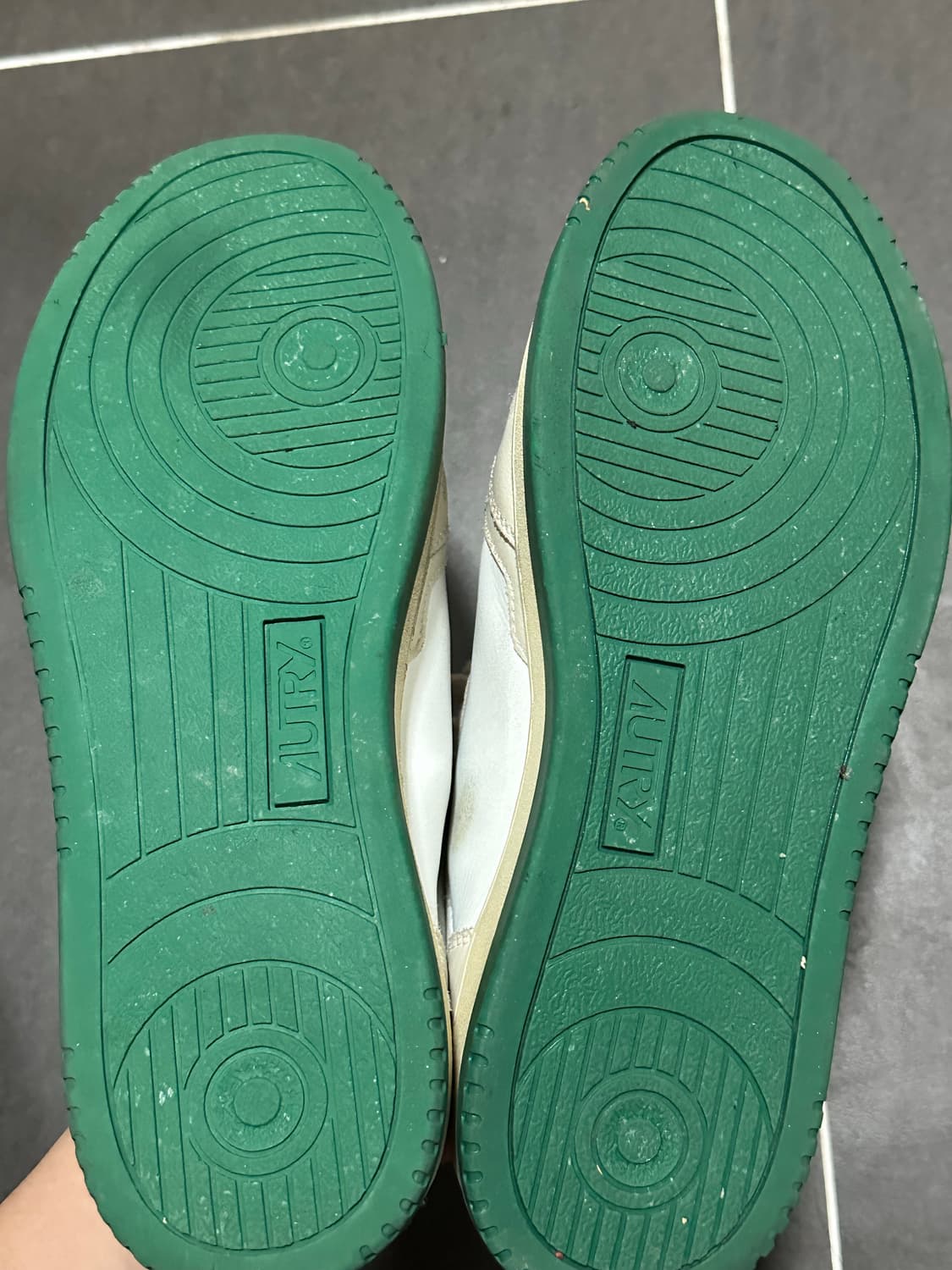 오트리 메달리스트 수퍼 빈티지 43 상품이미지6