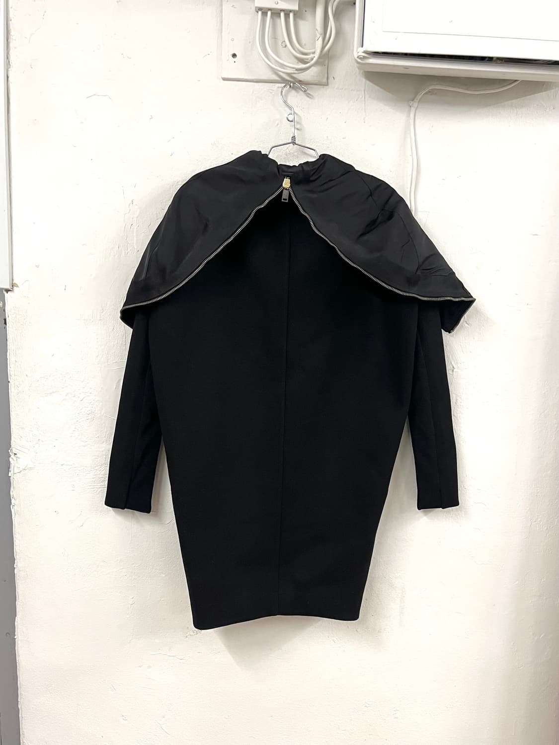 릭오웬스 2013FW 런웨이 아카이브 실크 울 후드 코트 상품이미지9