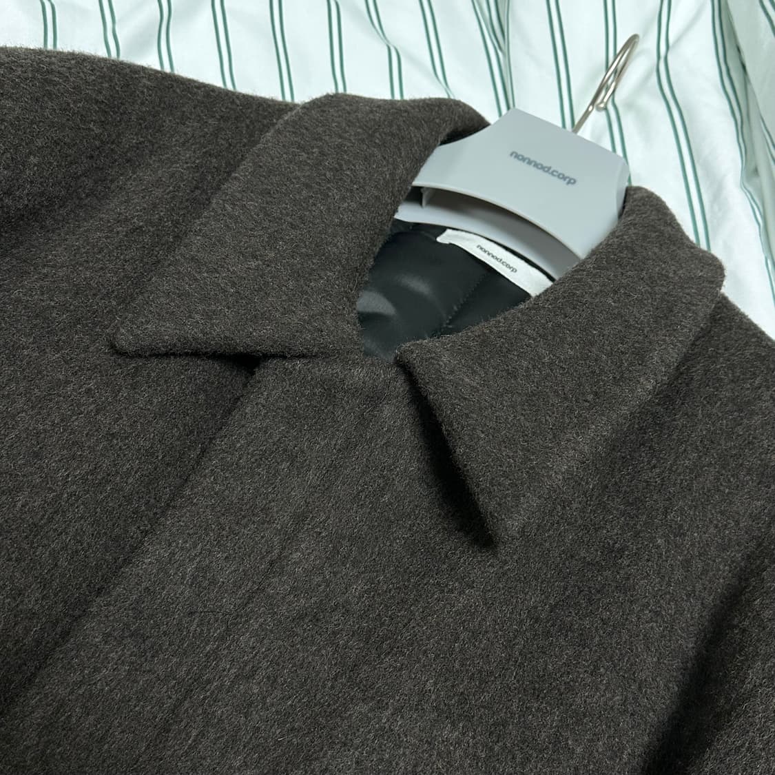 논노드 울 크롭 자켓 브라운 상품이미지3