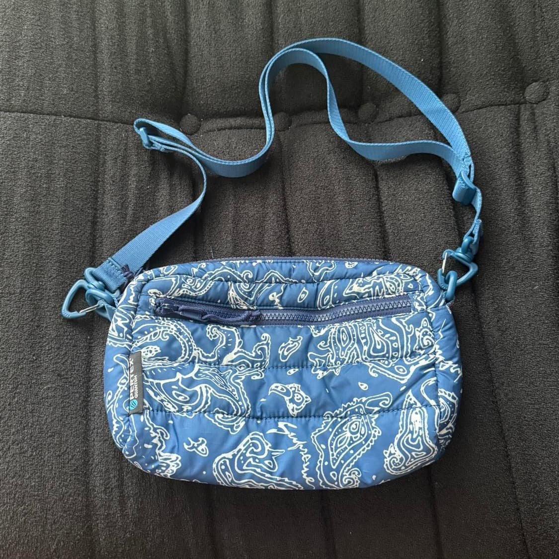 슈프림 푸퍼 사이드 백 블루 페이즐리 상품이미지2