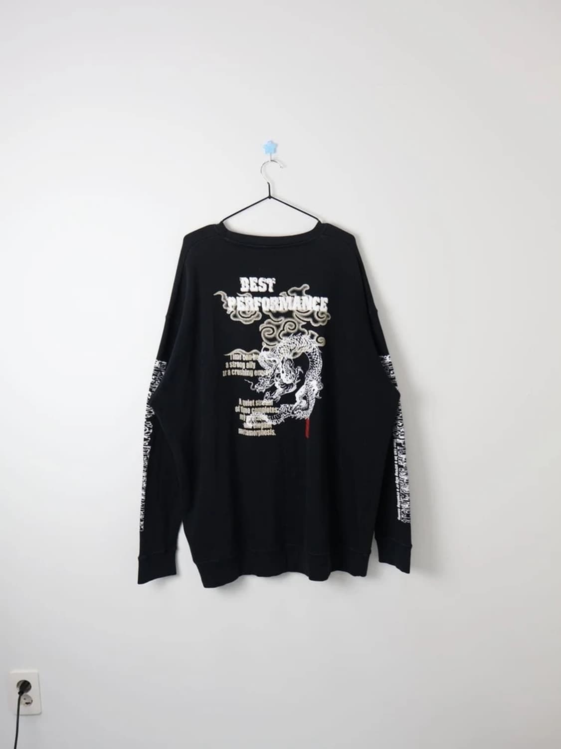 World Smack Dragon Graphic Long Sleeve 상품이미지2