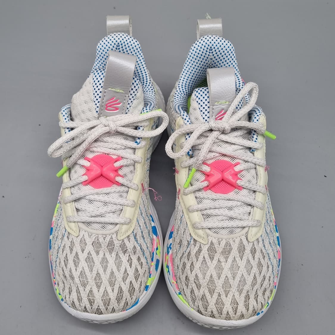 언더아머 커리 스플래쉬 파티 운동화 225 상품이미지2