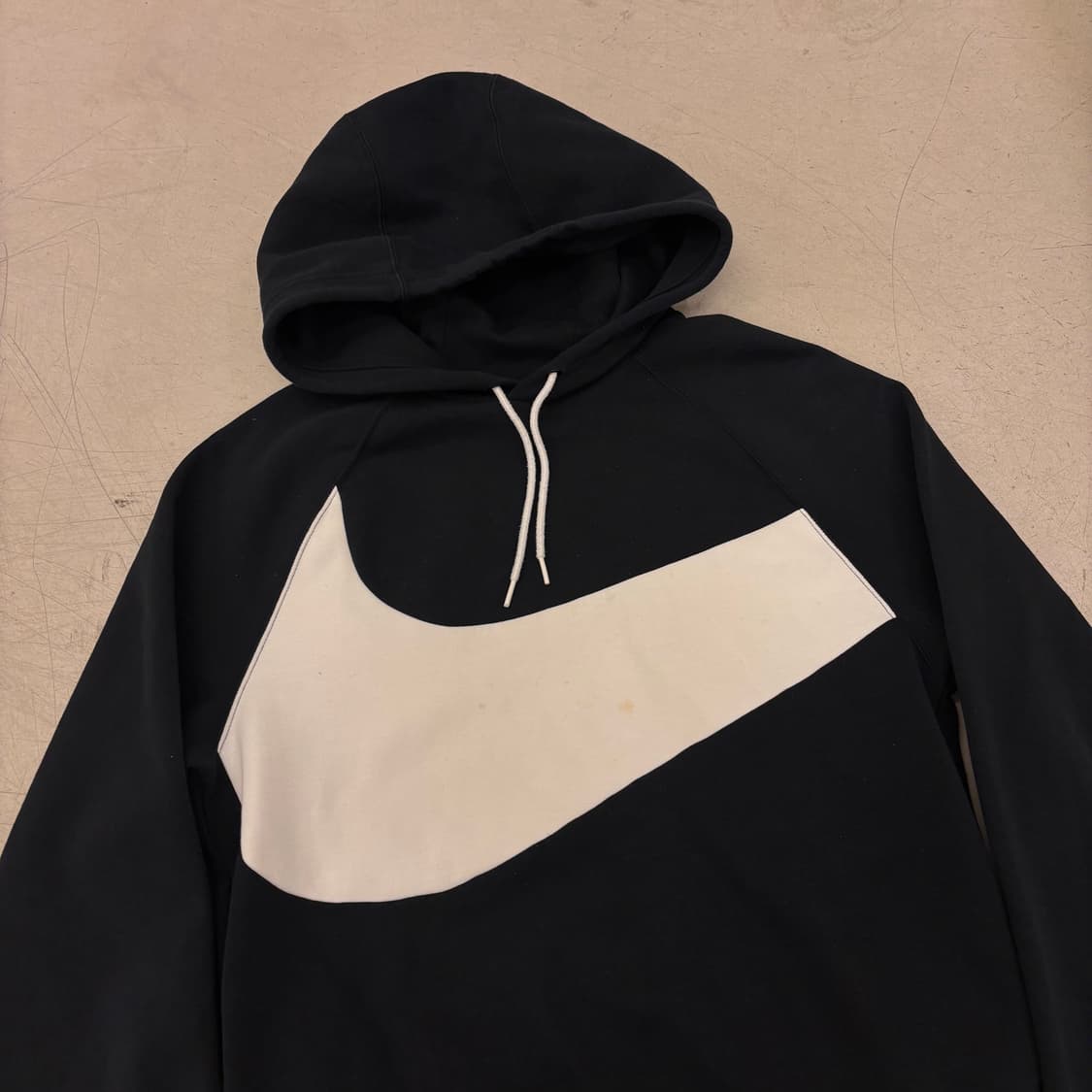 나이키 빅스우시 블랙 후드티 상품이미지2