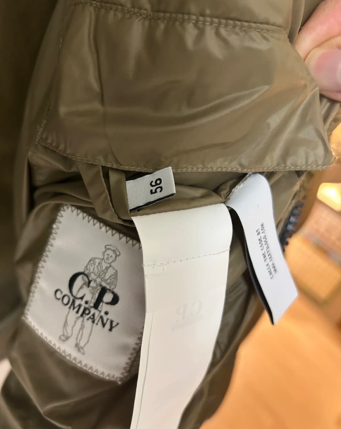 CP컴퍼니 D.D. Shell 다운 패딩 56 상품이미지4