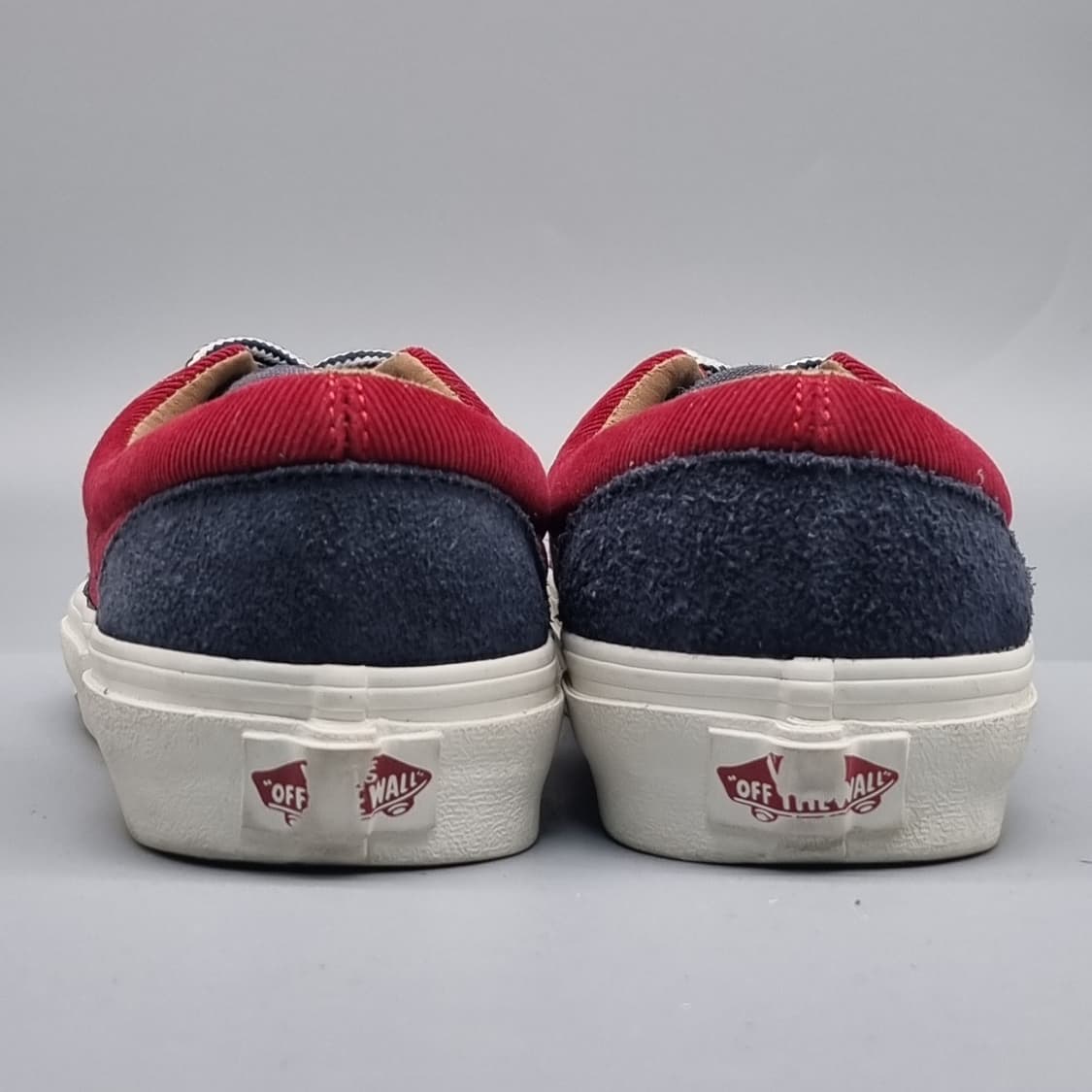 반스 울트라쿠시 스웨이드 여성스니커즈240 상품이미지4