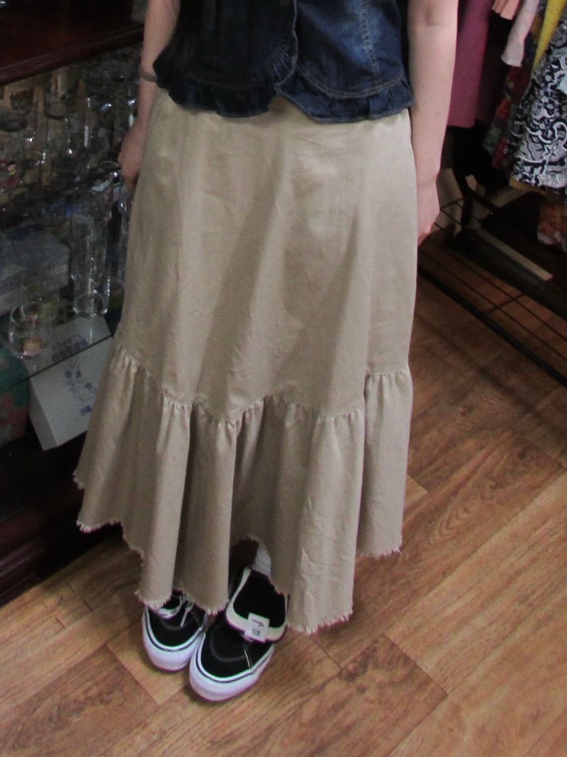 jpn vintage beige ruffle long skirt 상품이미지1