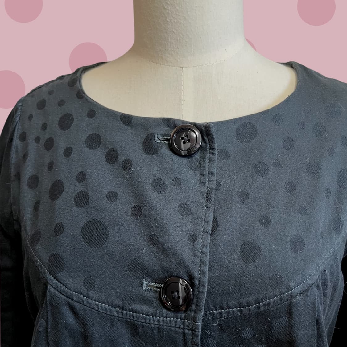 블랙 도트무늬 단추 포인트 가디건 상품이미지3