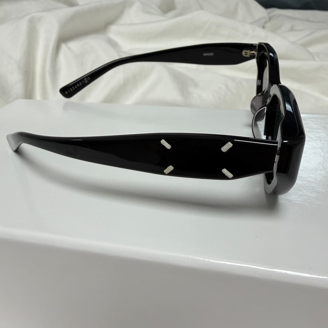 젠틀 몬스터 x 메종 마르지엘라 MM108 블랙 블랙 상품이미지10