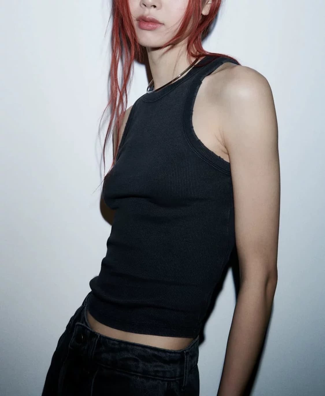 워싱 이펙트 리브드 슬리브리스 나시티셔츠_블랙 상품이미지1