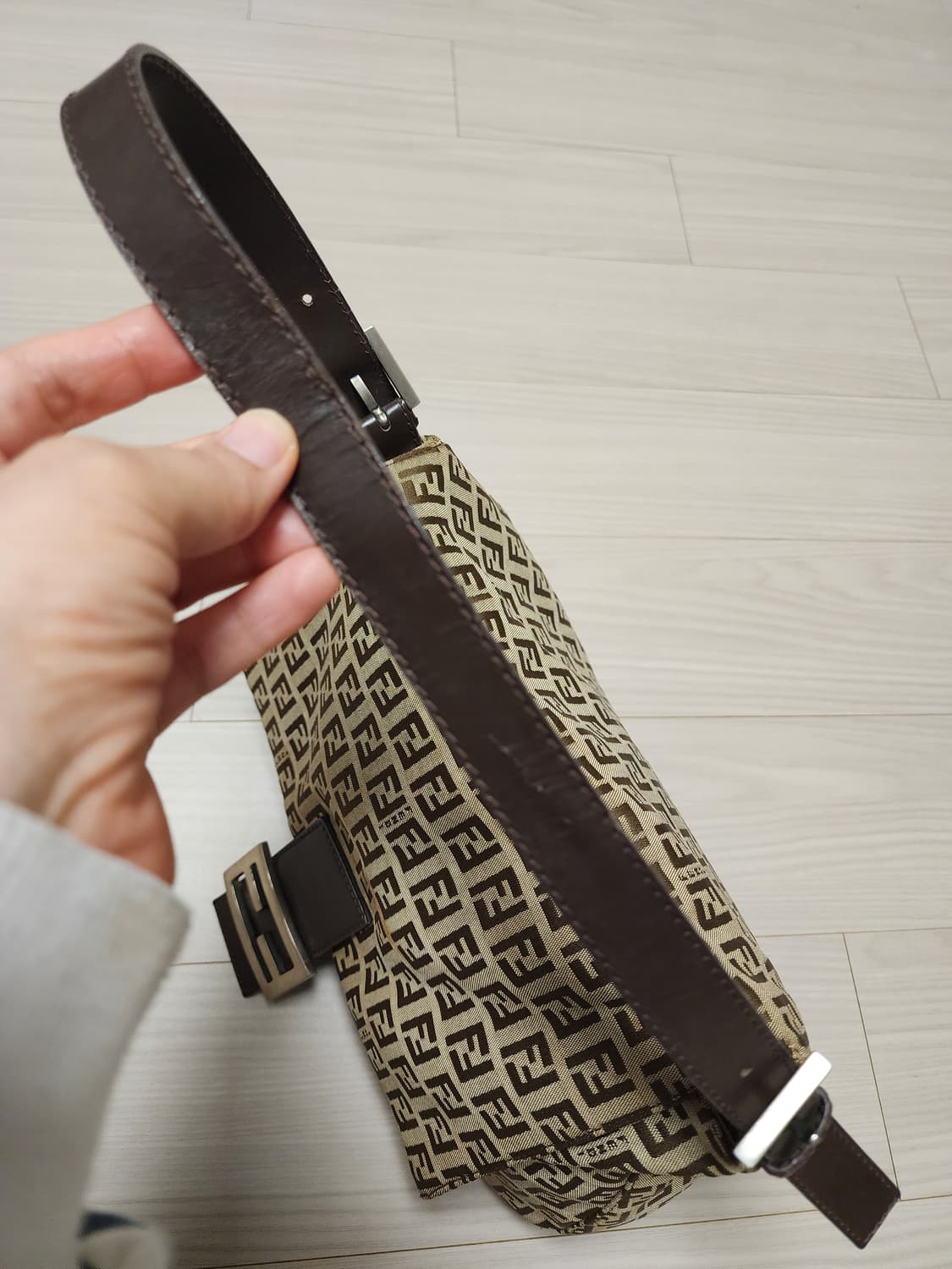 펜디 쥬카 빈티지 맘마백 상품이미지6