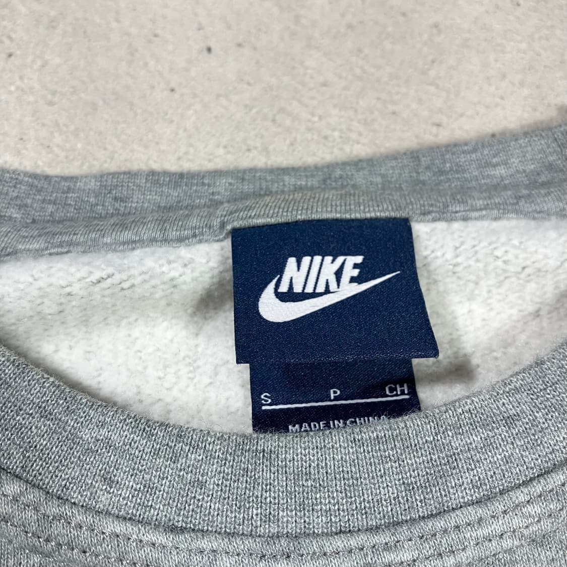나이키 밀리터리 스펠아웃 로고 맨투맨 상품이미지5