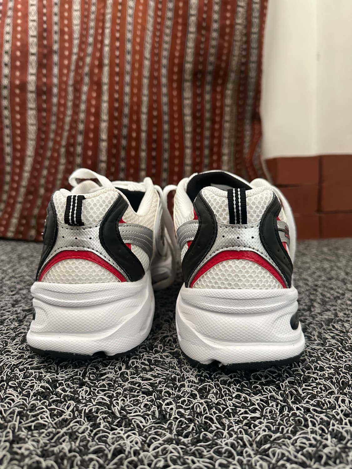 뉴발란스 530 흰색 275mm 상품이미지4