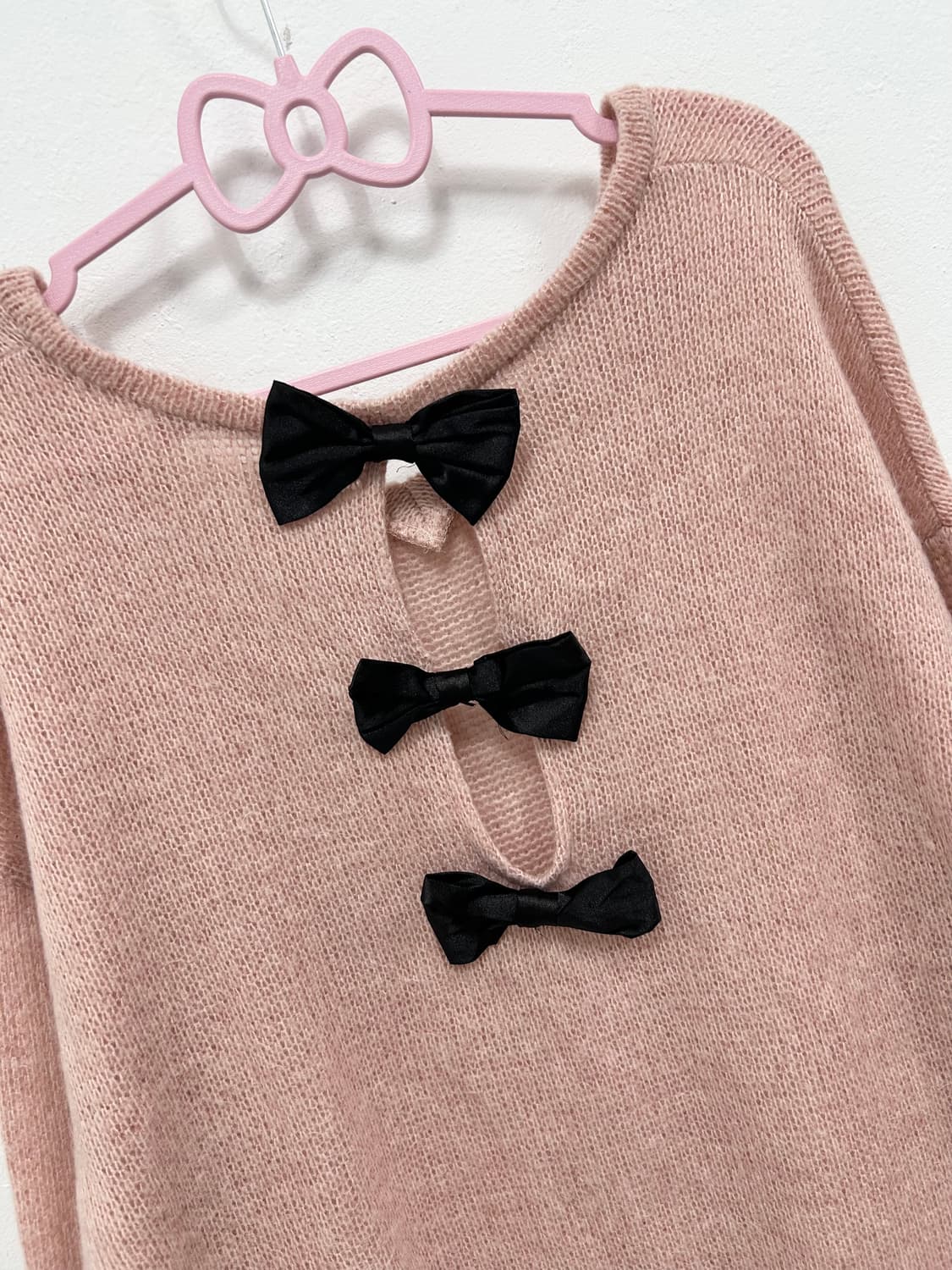 [OLIVE DES OLIVE] 로걀 리본 핑크 가오리핏 니트 상품이미지6