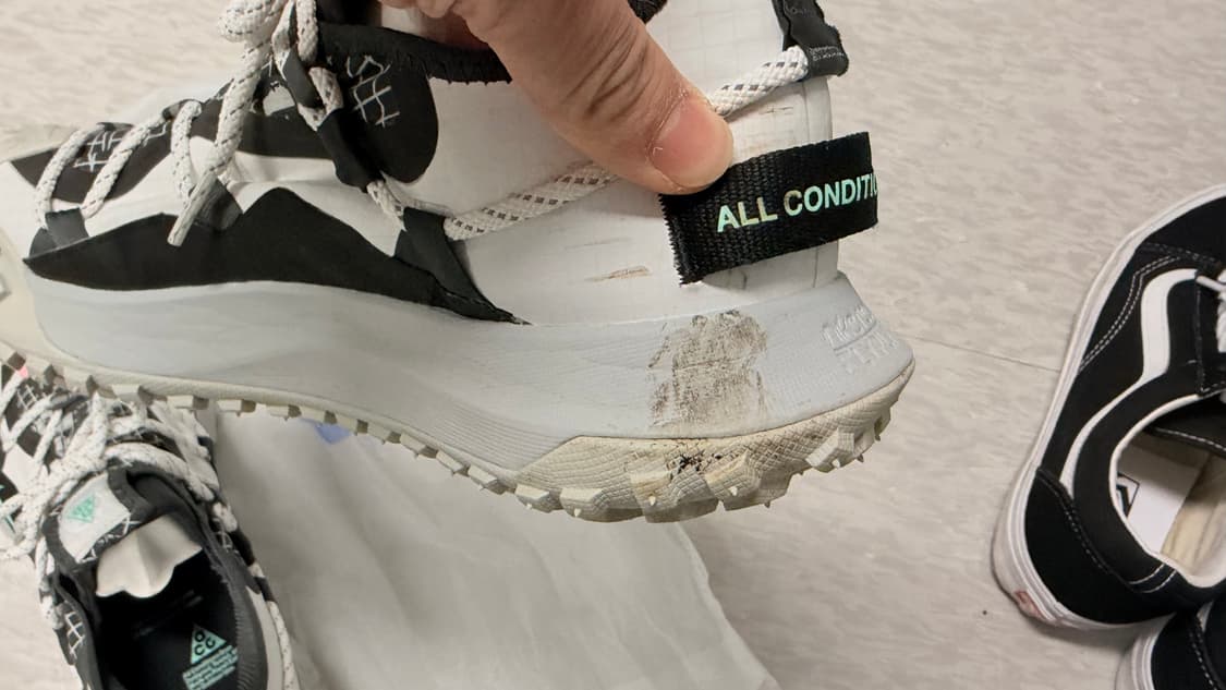 나이키 ACG 마운틴 로우 se 블랙  상품이미지4