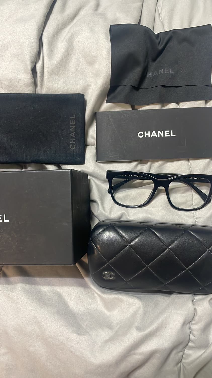 샤넬 로고 뿔테 안경 상품이미지1