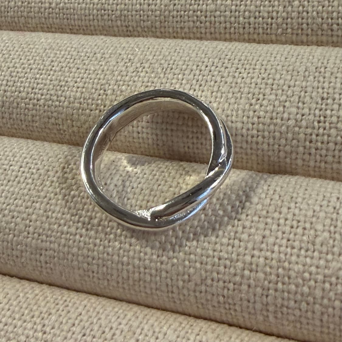 새상품 여성 신주 은도금 꽈베기 투웨이 반지  상품이미지3