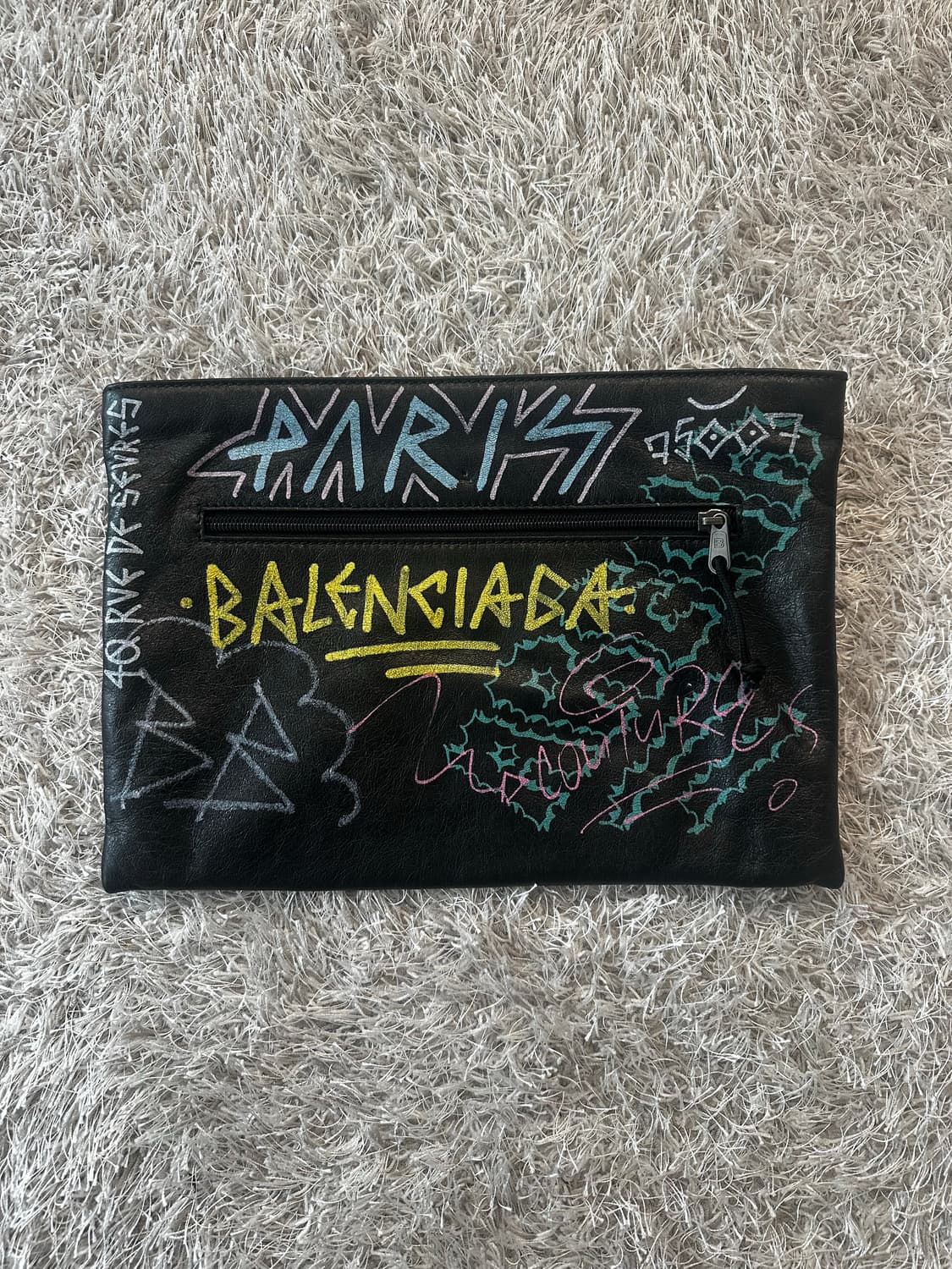 뎀나 발렌시아가 파우치  상품이미지1