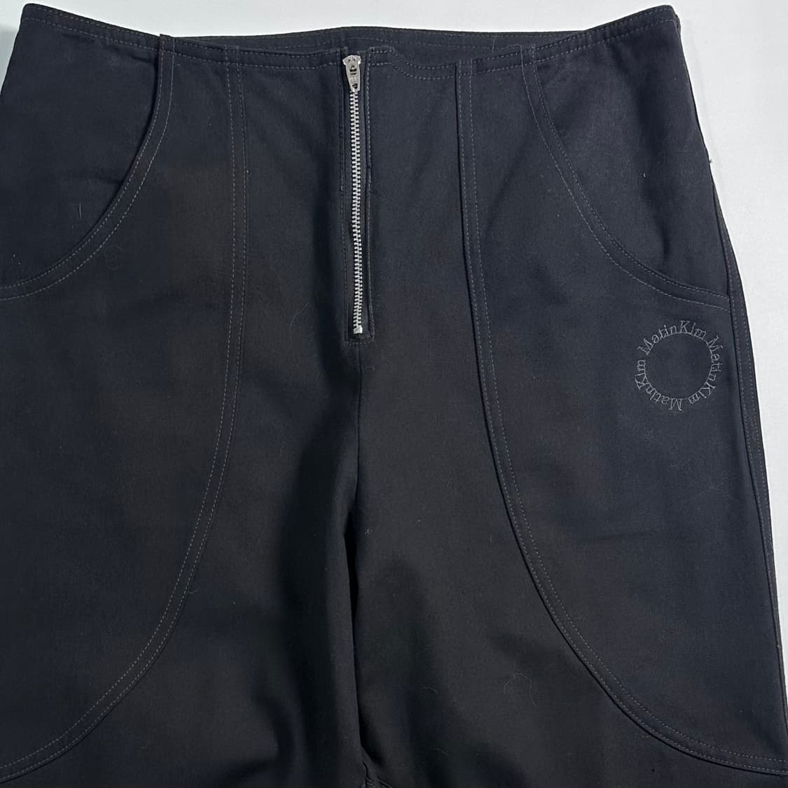 마뗑킴 디테일 블랙 팬츠  상품이미지2