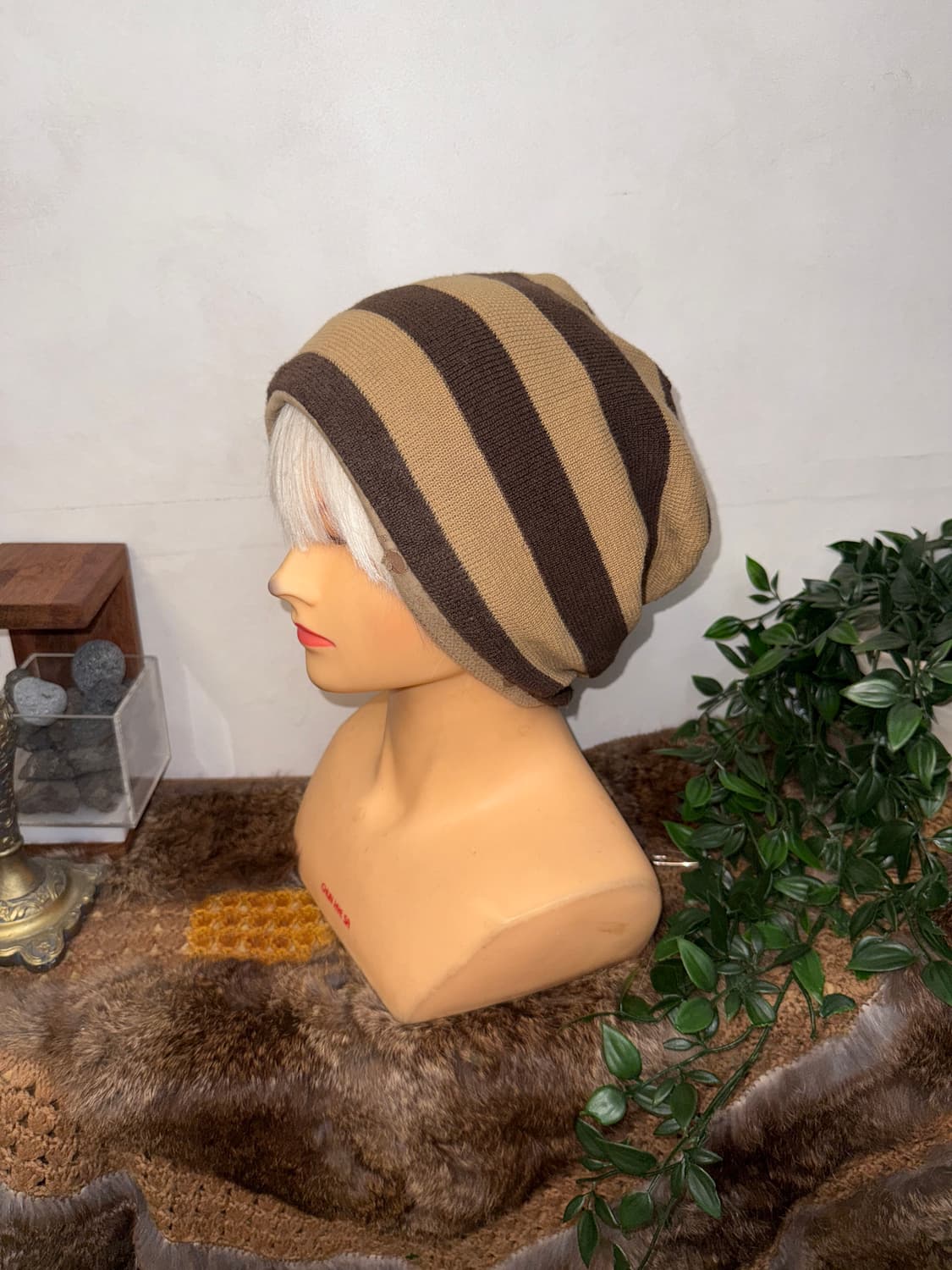 Beige damage stripe reversible beanie 상품이미지5