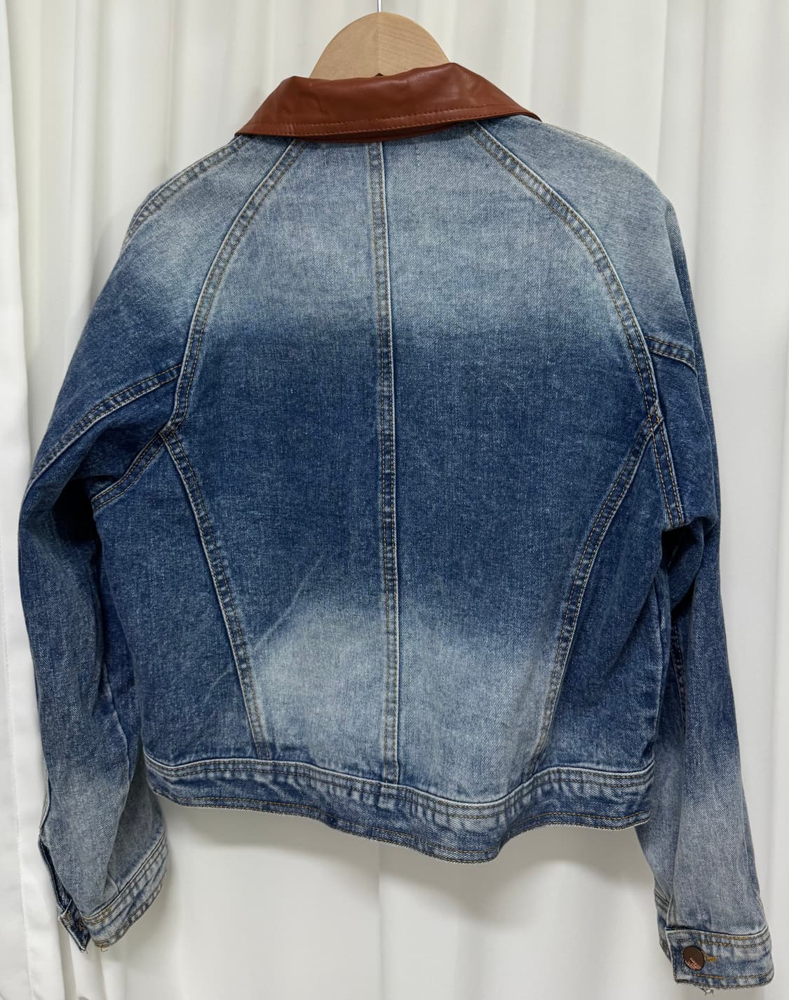 [새상품] L'ECCOVE 레코브 데님자켓 레더 카라 상품이미지8