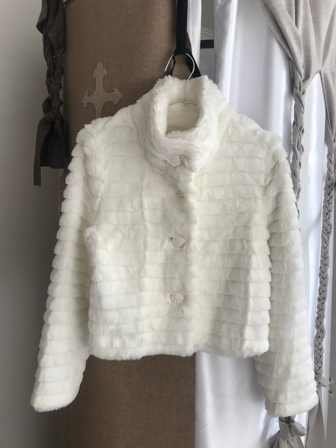 vintage white eco fur jacket 상품이미지6